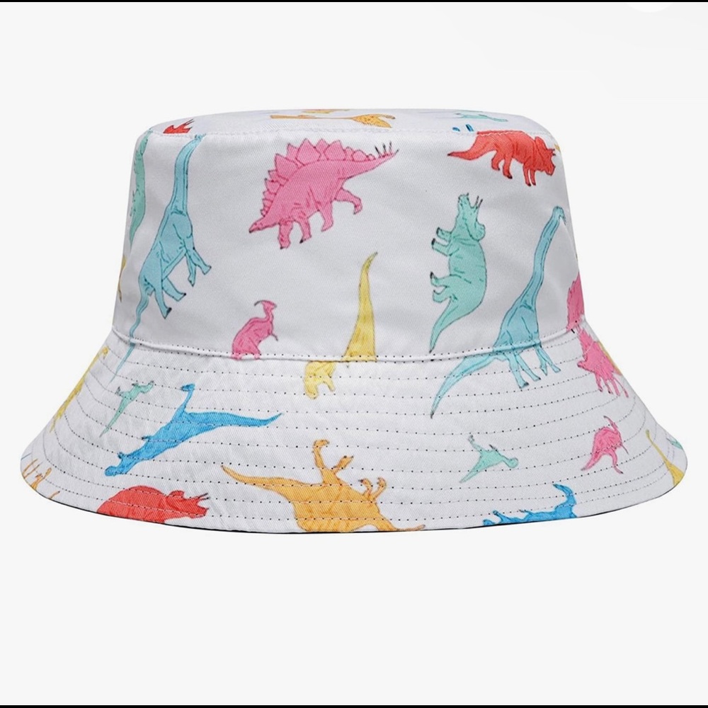 bucket hat